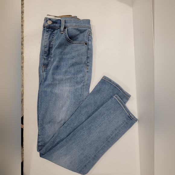 Aritzia Denim Forum Lola high rise skinny jeans, size 26 - Picture 5 of 8